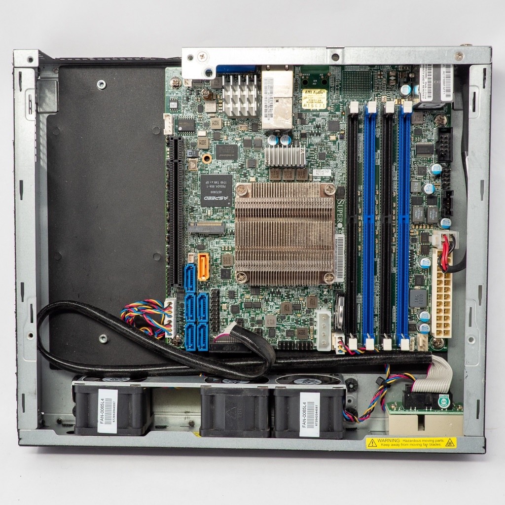 Supermicro X10SDV-4C-TLN2F Xeon D-1521 CSE-E300 Barebones Server 2x10GbE PSU