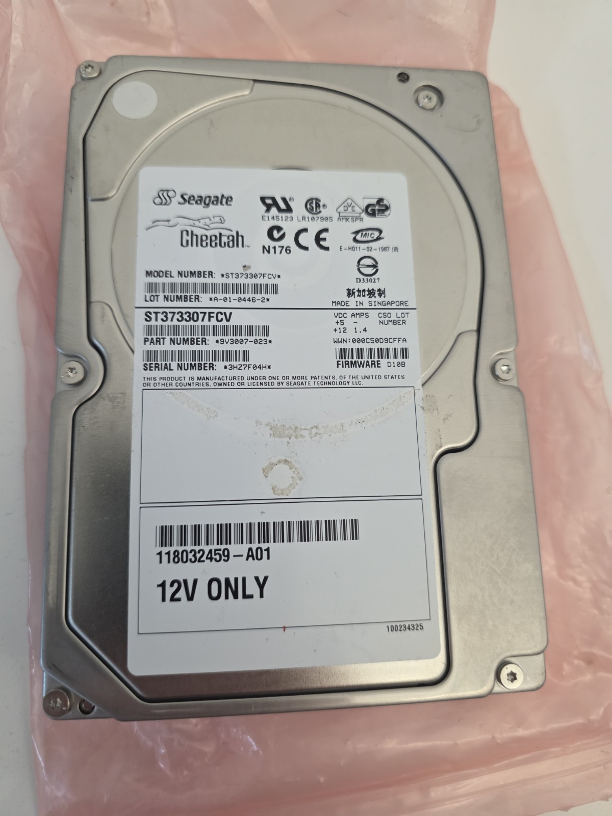 Seagate ST373307FCV 73GB 10K 3.5 FCAL 2Gb Hard Drive HDD / 4 PARTS / NOT WORKING