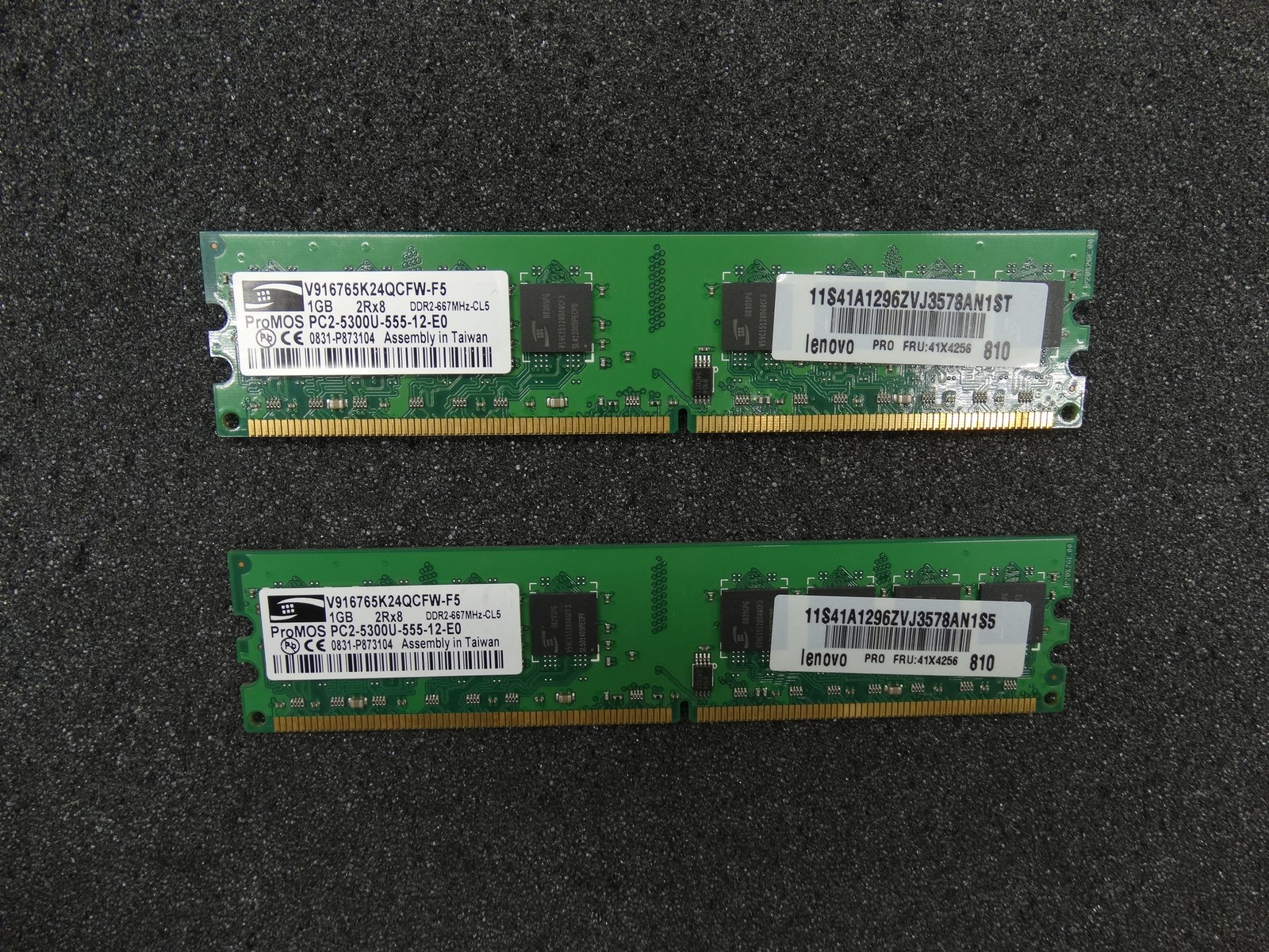 ProMOS PC2-5300U-555-12-E0 1GB 2Rx8 V916765K24QCFW-F5 Memory DDR2 (Lot of 2)