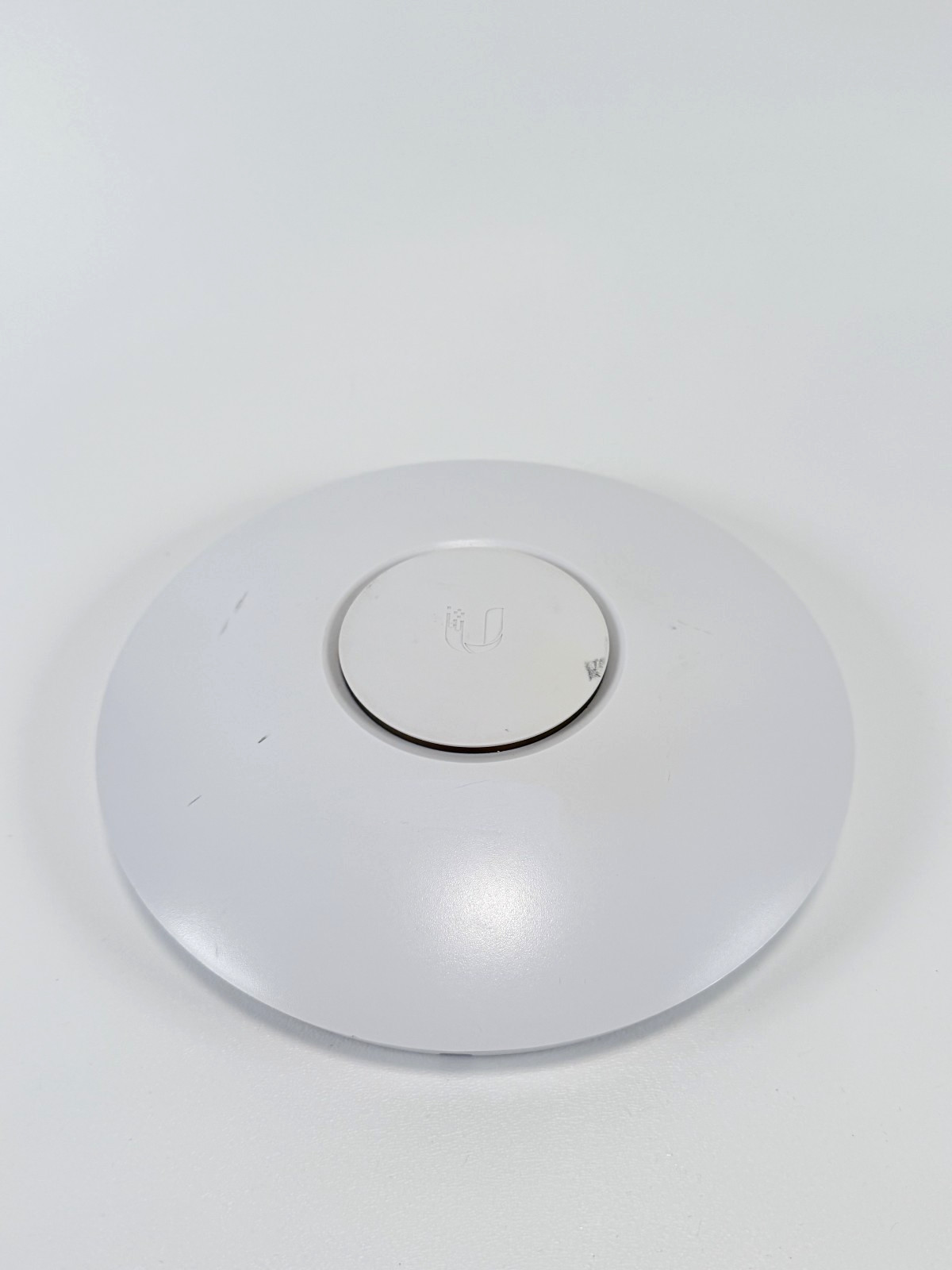 Ubiquiti UniFi UAP-LR Long Range Access Point Wi-Fi 802.11n Ships Fast