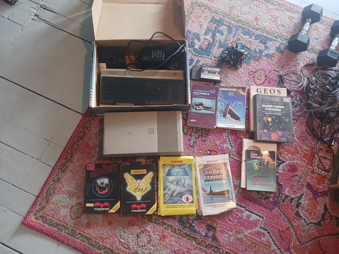 Commodore 64 In Box W/ Usures Guide, Power Cable, Disk Drive+ Games And Books