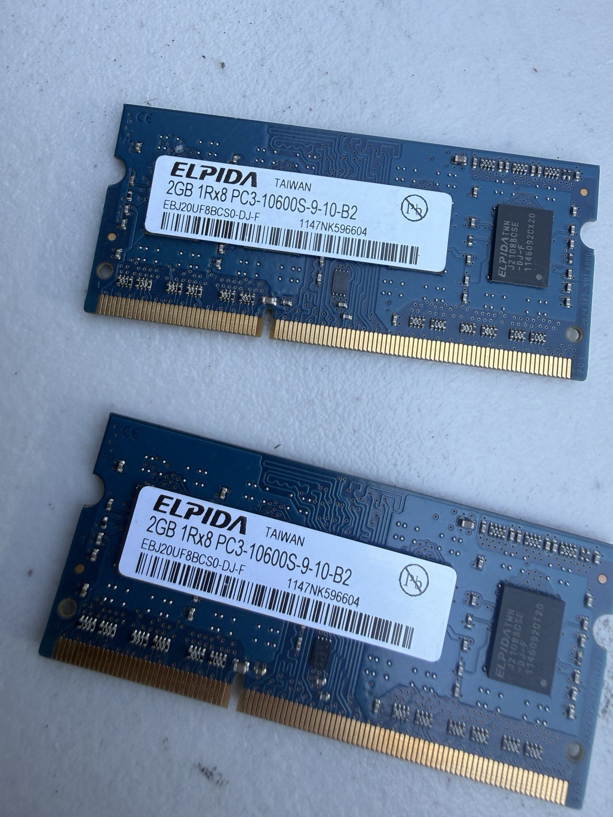 LOT OF 2 ELPIDA 2GB DDR3 RAM 1RX8 PC3-10600S-9-10-B2