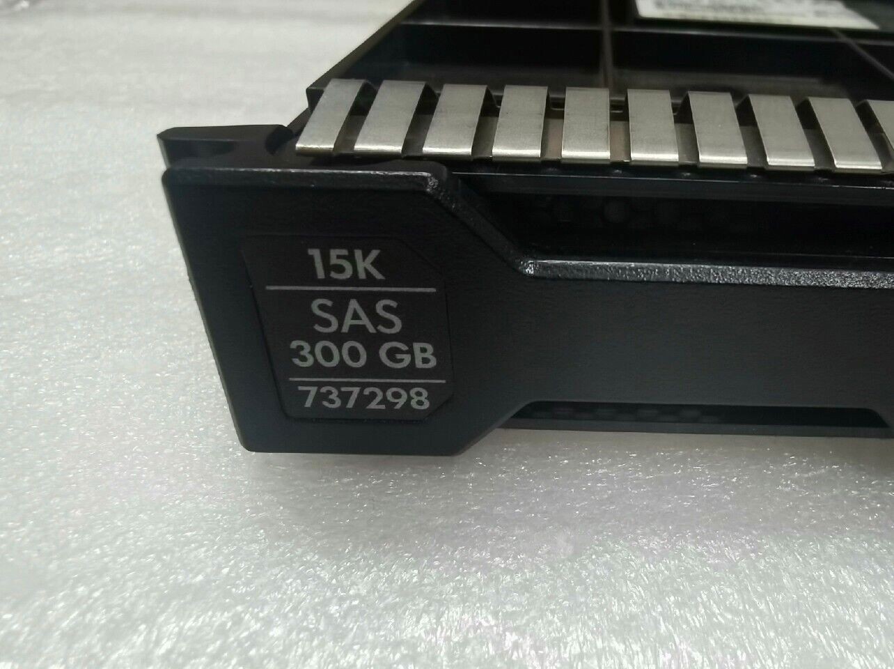 HPE 737261-B21 737298-001 300GB 15K 3.5" SAS 12Gbps LFF SC HDD Hard Disk Drive