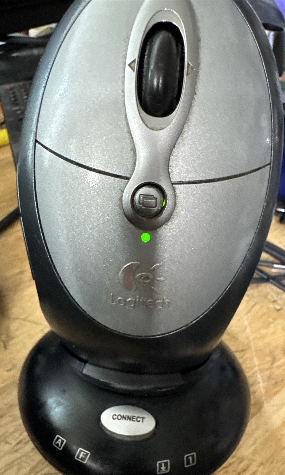 Logitech Cordless Click Plus Optical Mouse w/ Receiver C-B033 M-RAK89B Tested