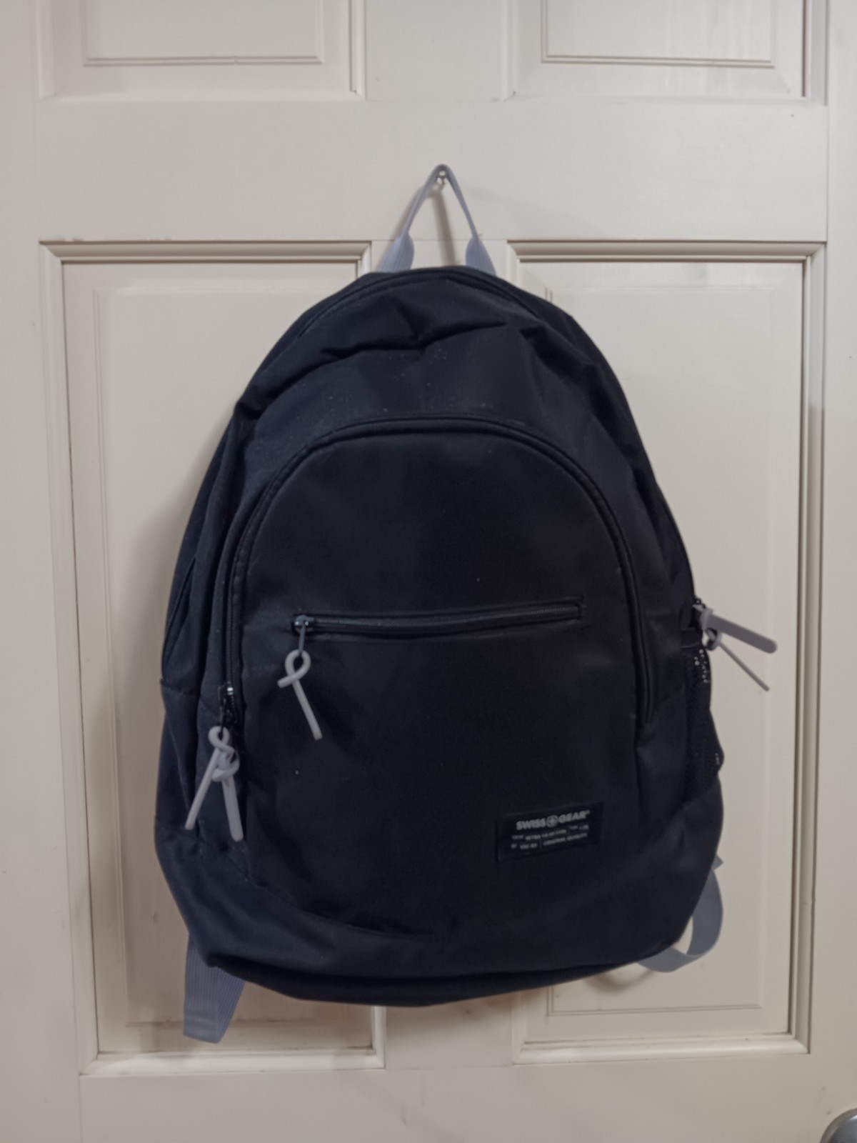 SWISS GEAR Gray/Black Daypack Backpack Airflow Back System Laptop Pocket 
