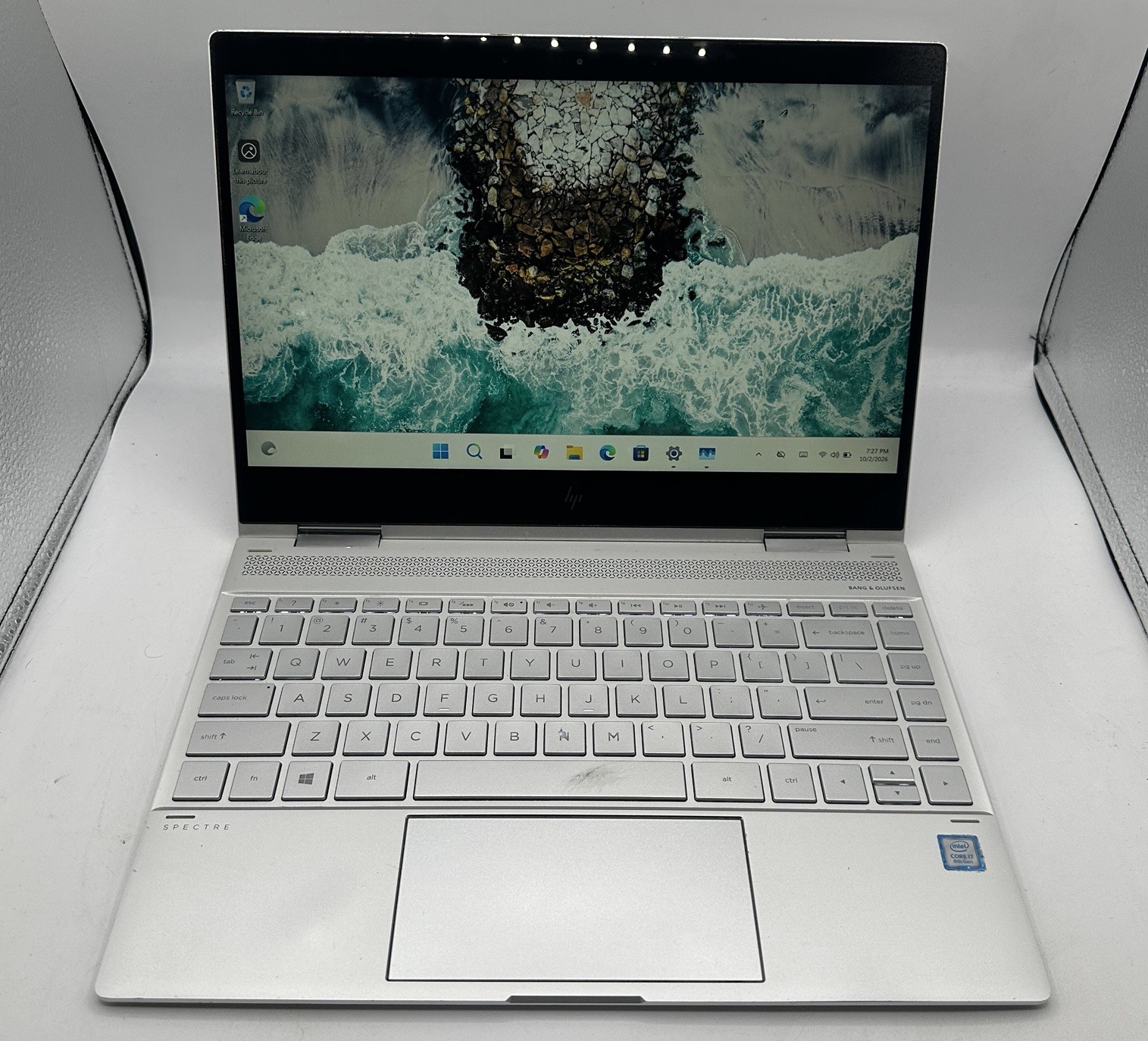 HP Spectre x360 13T-AE000 13.3" i7-8550U 1.8GHz 16GB RAM 512GB SSD