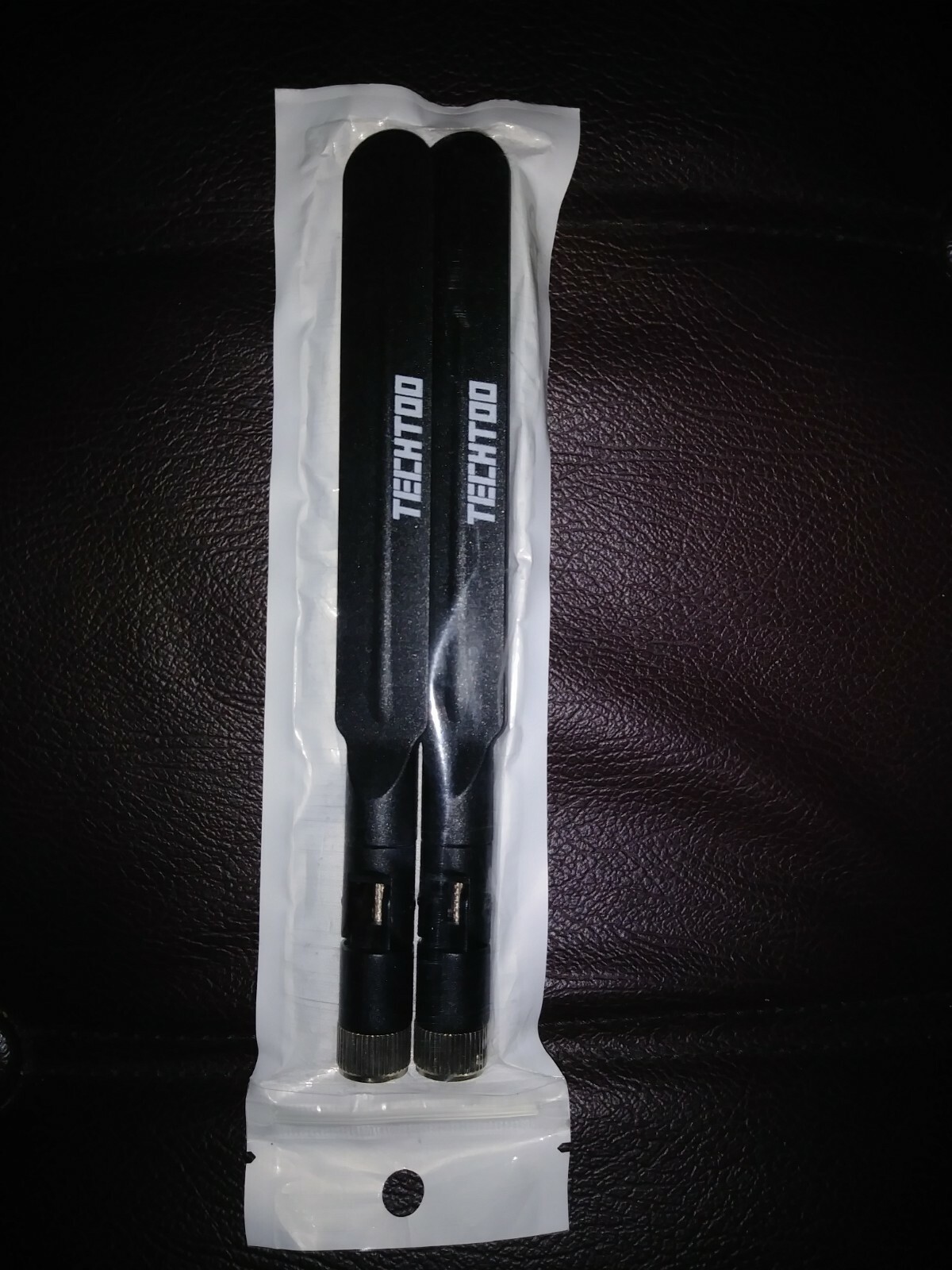 TECHTOO 3G 4G Dipole Antenna wifi with Connecto SMA Female 5dBi Omni Top Quality