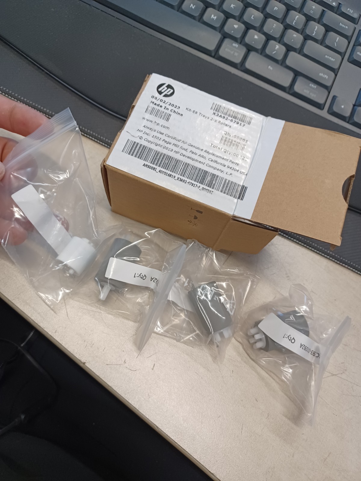 HP 3A92-67917 - HP Feed Roller Kit E8 Trays 2-X Rollers 00425 QTY