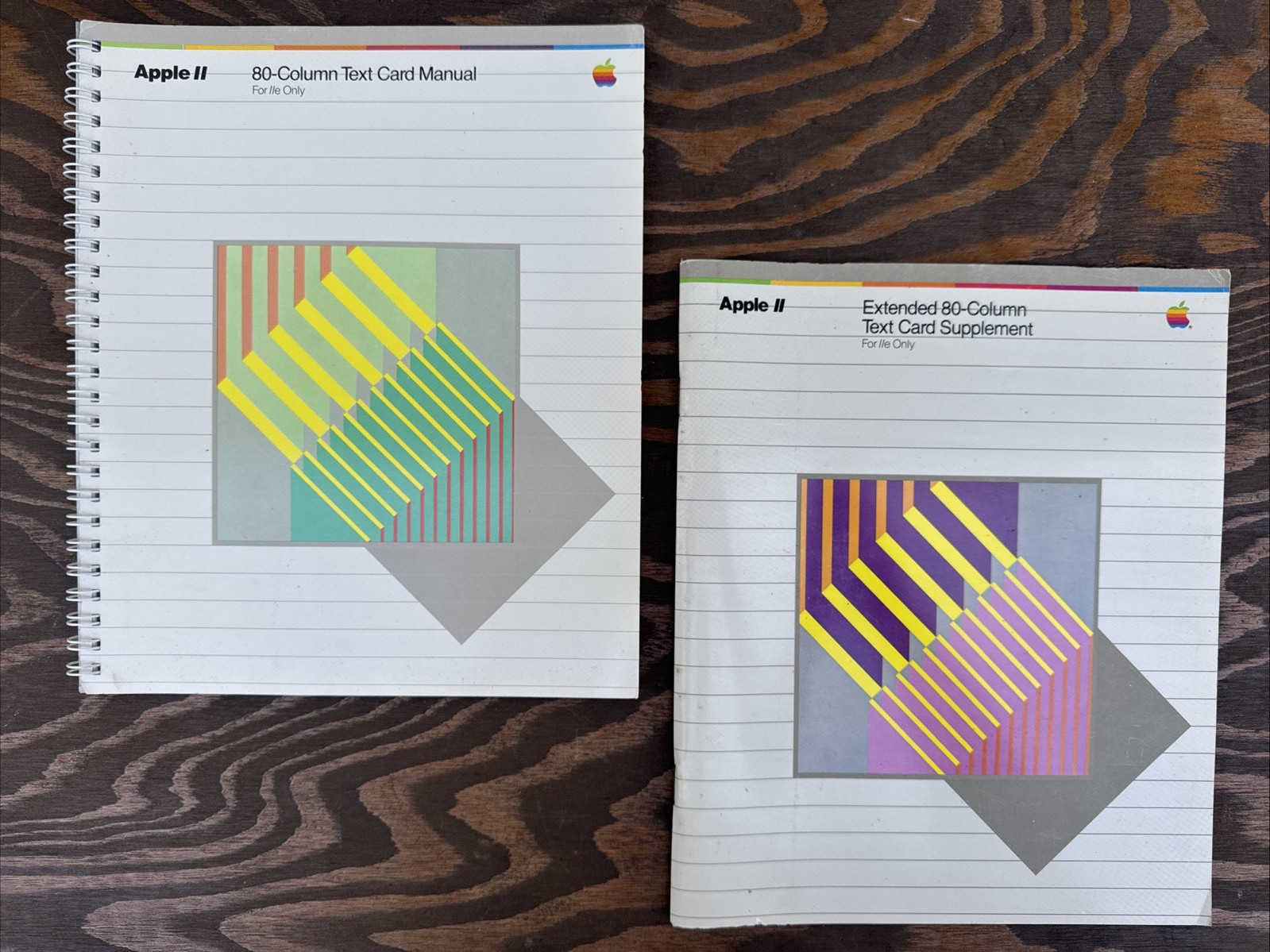 APPLE IIe 80-Column Text Card Manual + Supplement 1982 for APPLE IIe only
