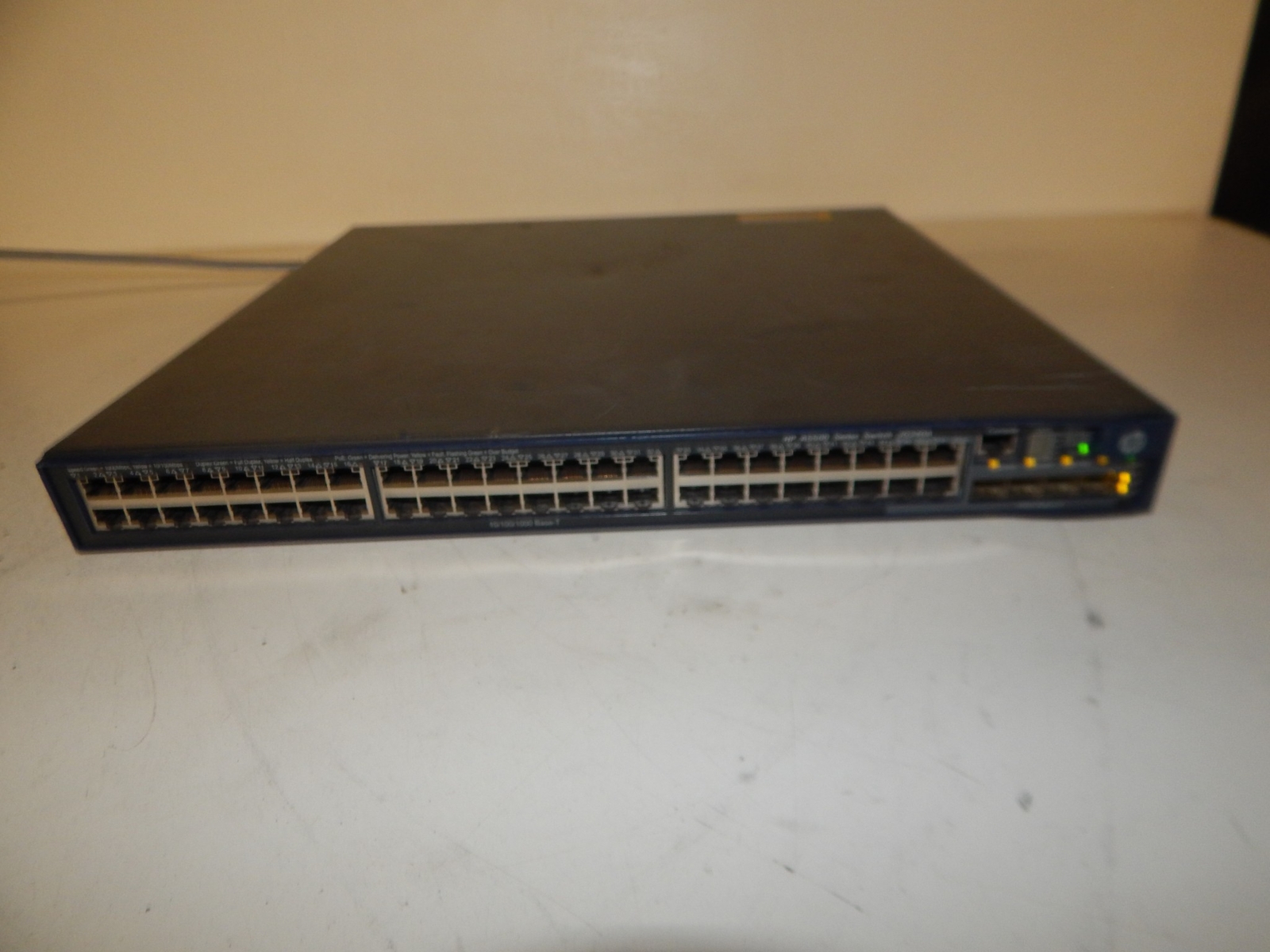 HP A5500-48G-POE JG240A 48-Port Gigabit Ethernet Switch   (MHJ23)