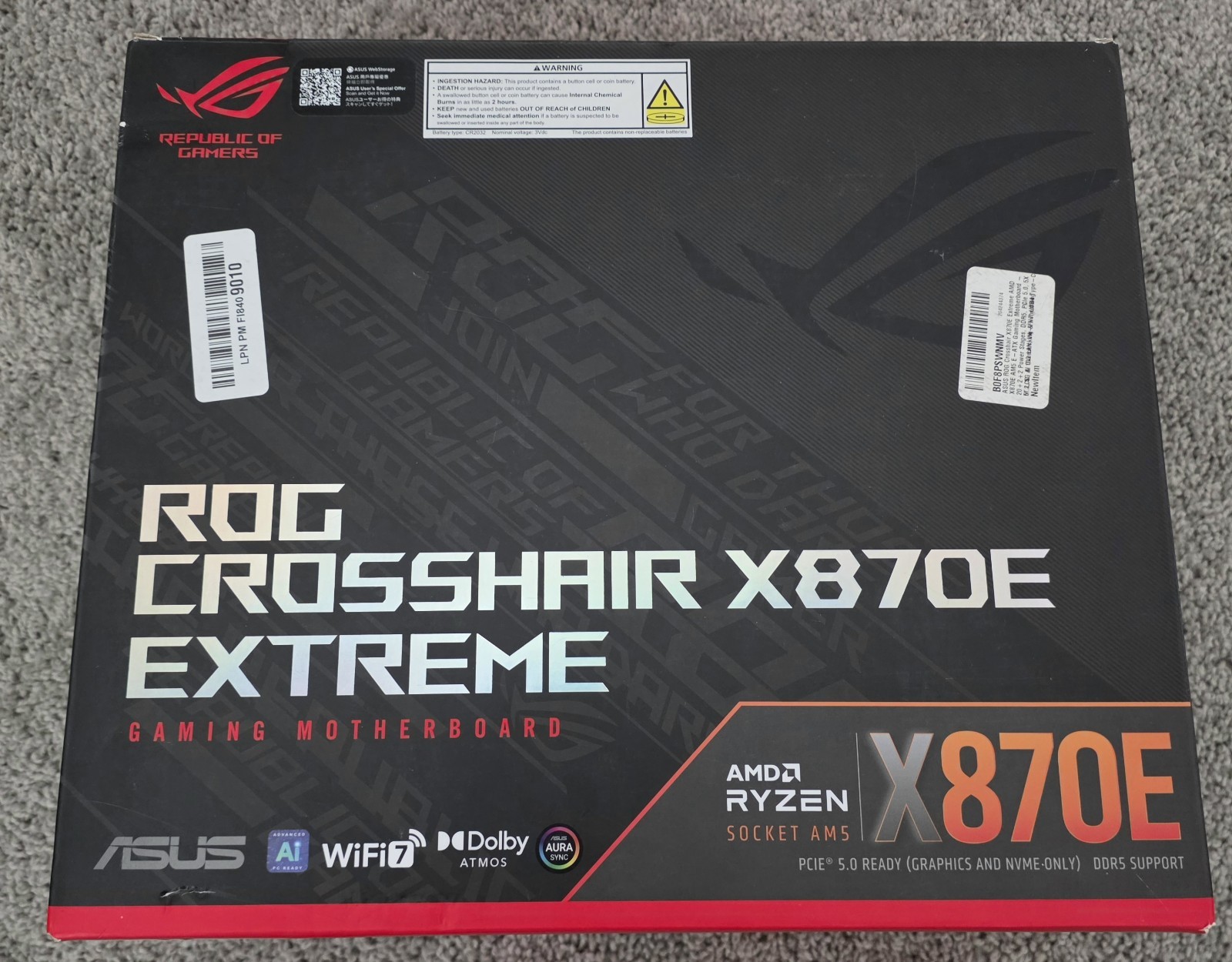 ASUS ROG Crosshair X870E Extreme Gaming Motherboard *CODE 00 for parts*