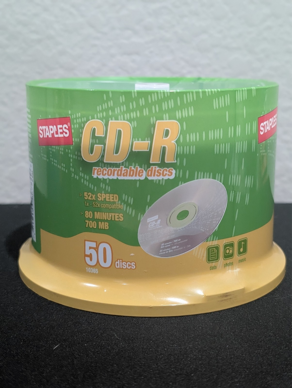50-Discs Staples CD-R Recordable 80 Min 700MB Capacity 52X Speed New Sealed