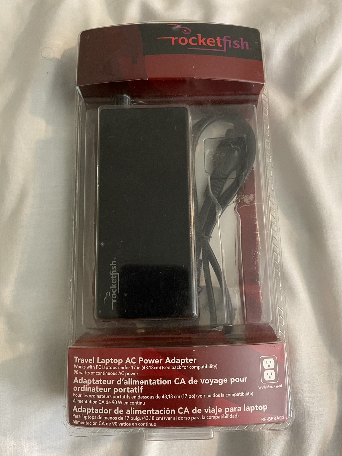 Rocketfish 90W Travel Laptop AC Power Adapter (Model RF-BPRAC2)