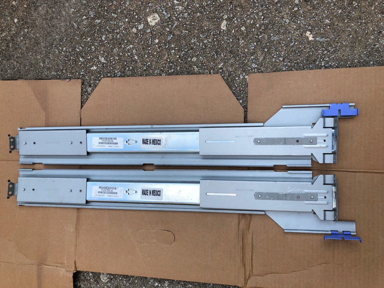 IBM P59P6834 P59P6835 8684-1RX RXE-100 Enclosure Left & Right 2U Rack Mount Rail