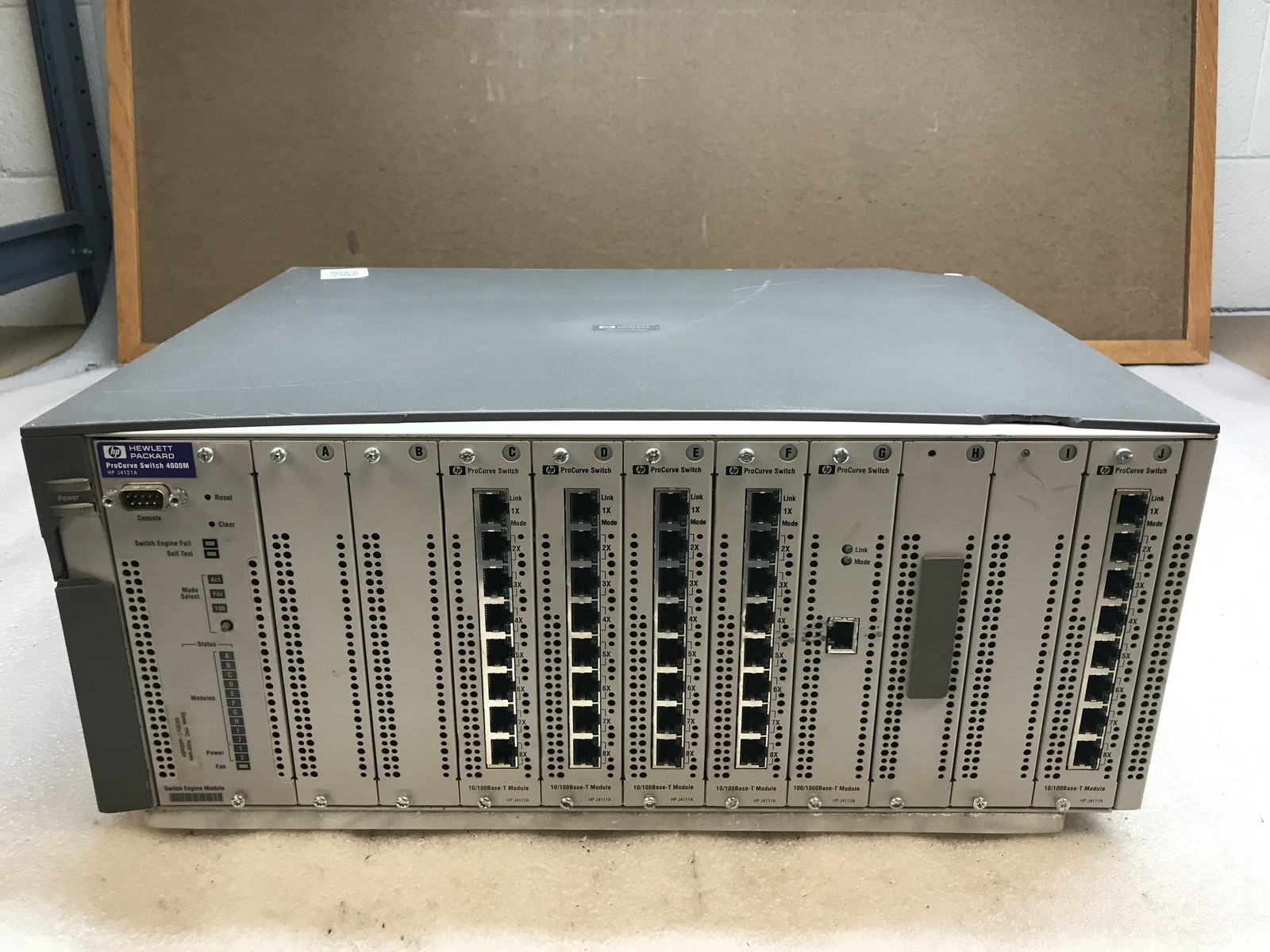 HP ProCurve 4000M J4121A 41-Port Managed Ethernet Switch Fan Fault READ