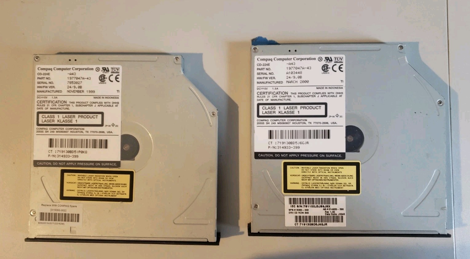 Compaq CD-ROM CD-224E-A43 - 24x Speed (PN/1977047A-43)  314933-399  204270-001