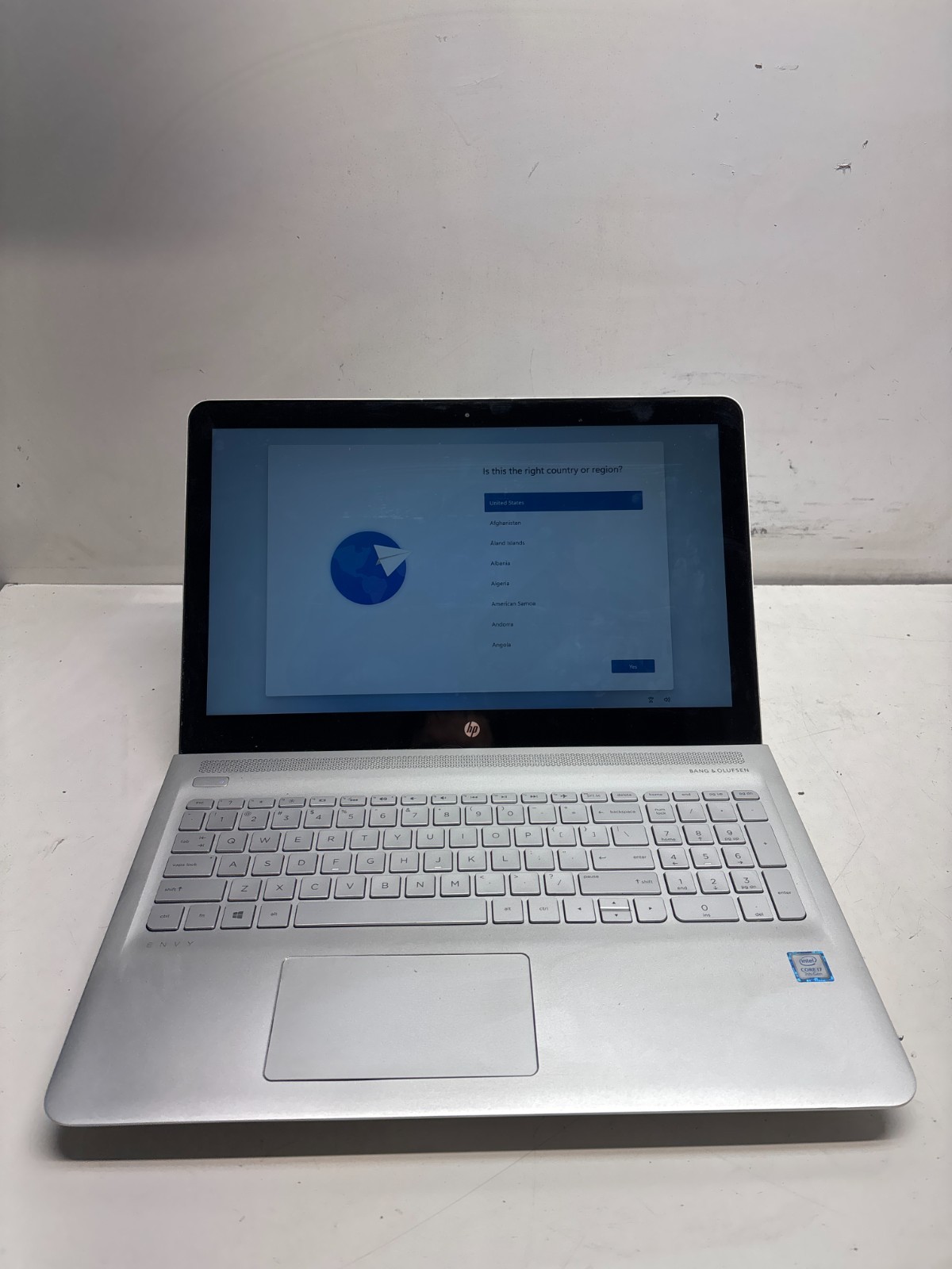 HP Envy 15T-AS100 Intel Core i7-7500 2.70GHz 16GB 256GB SSD + 1TB HDD Windows 11