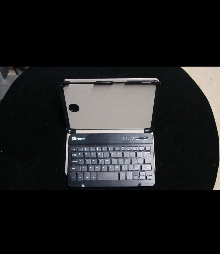 Finite Tablet Case with Bluetooth Keyboard