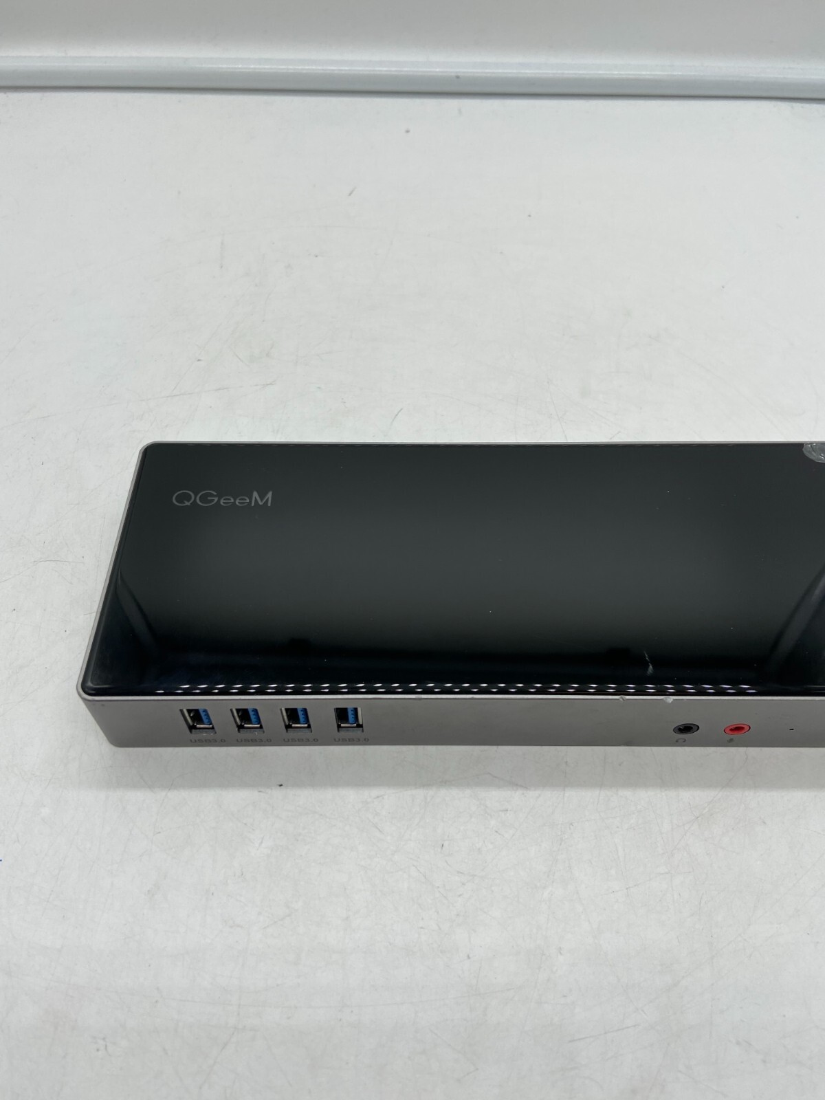 QGeeM Universal Docking Station 3901 4K USB Black Dock Only 
