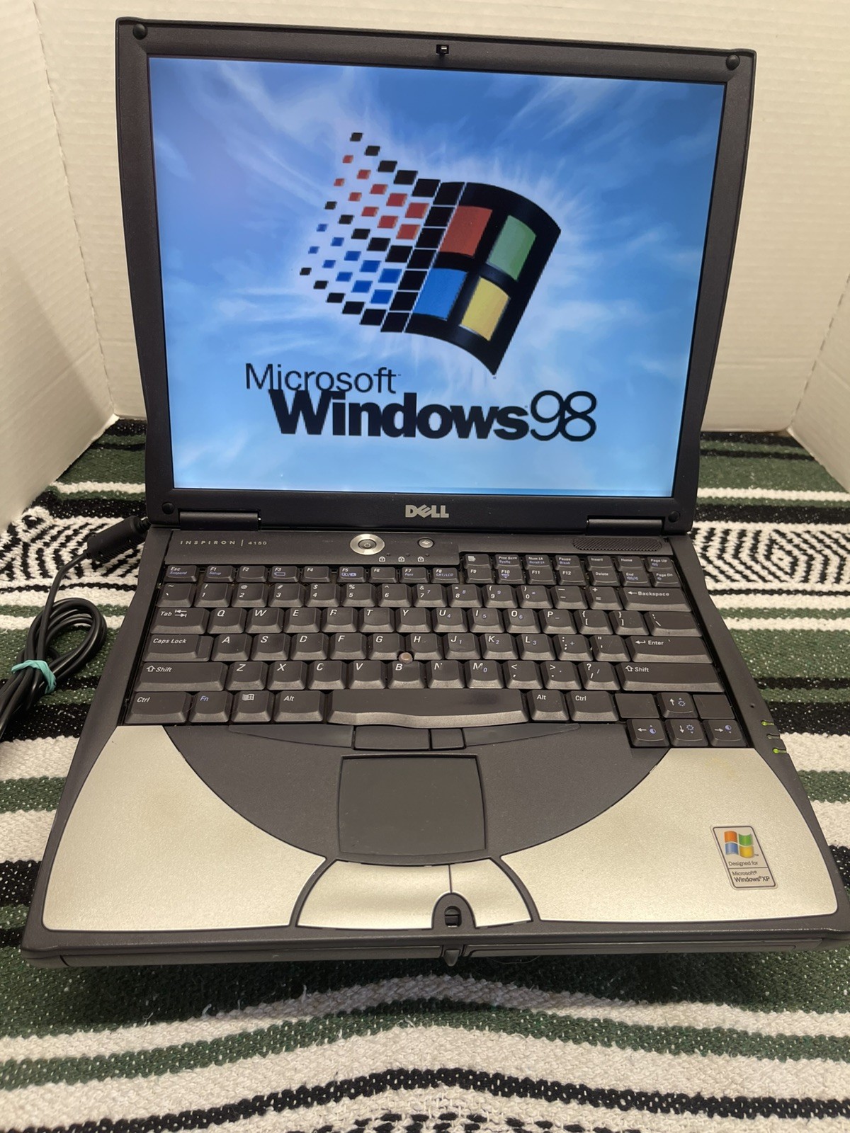 Vintage Dell Inspiron 4150 Pentium III Windows 98 DOS Compatible Laptop Serial