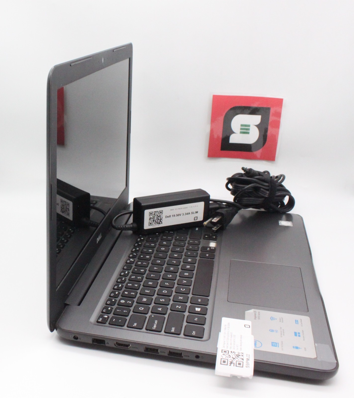 Dell Inspiron 15 5567 i5-7200U @ 2.5GHz 8GB DDR4 RAM 256 GB SSD NO OS