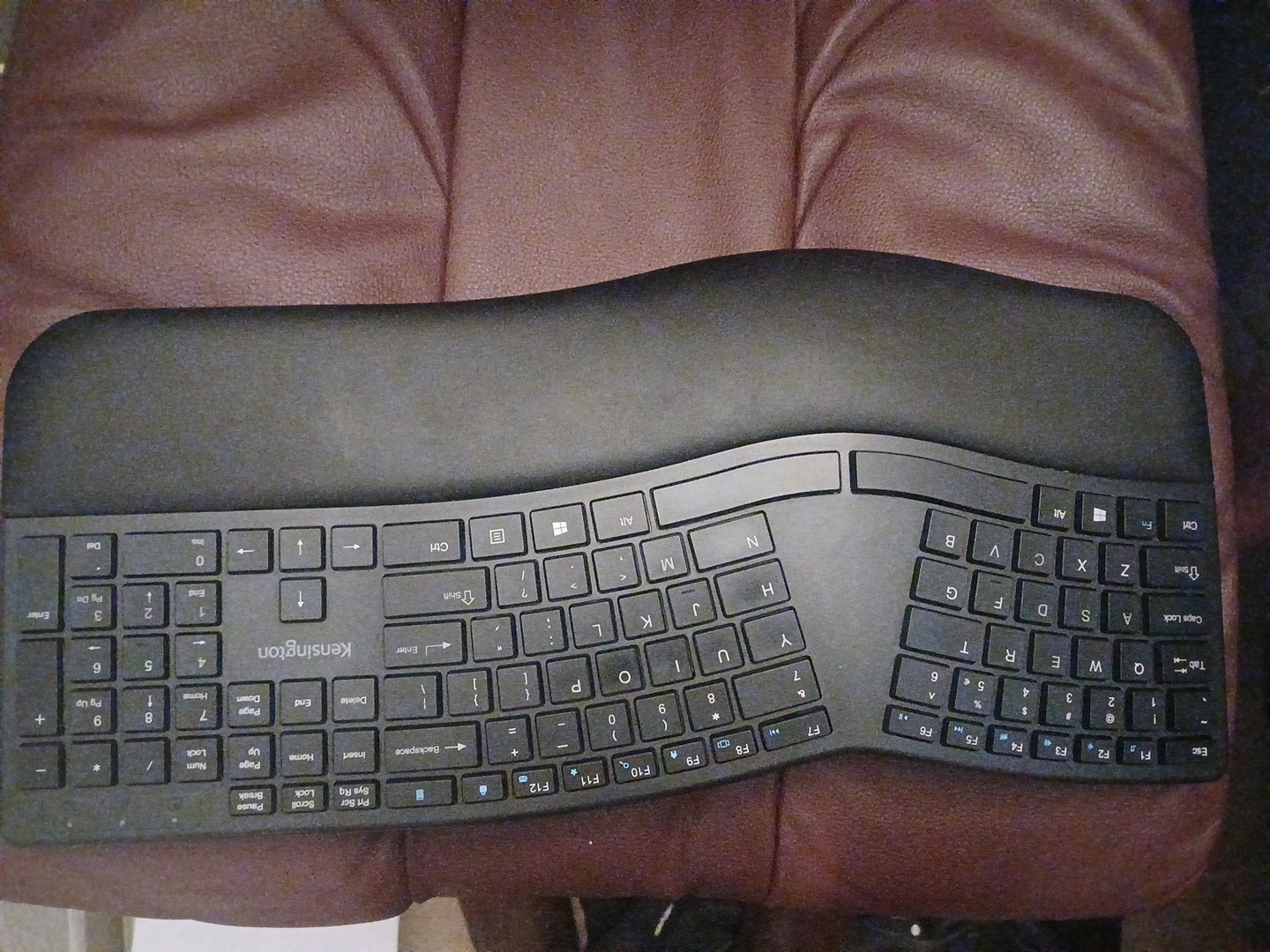 Kensington Pro Fit Ergo Wireless Keyboard, Bluetooth Only (No USB Dongle) *READ*