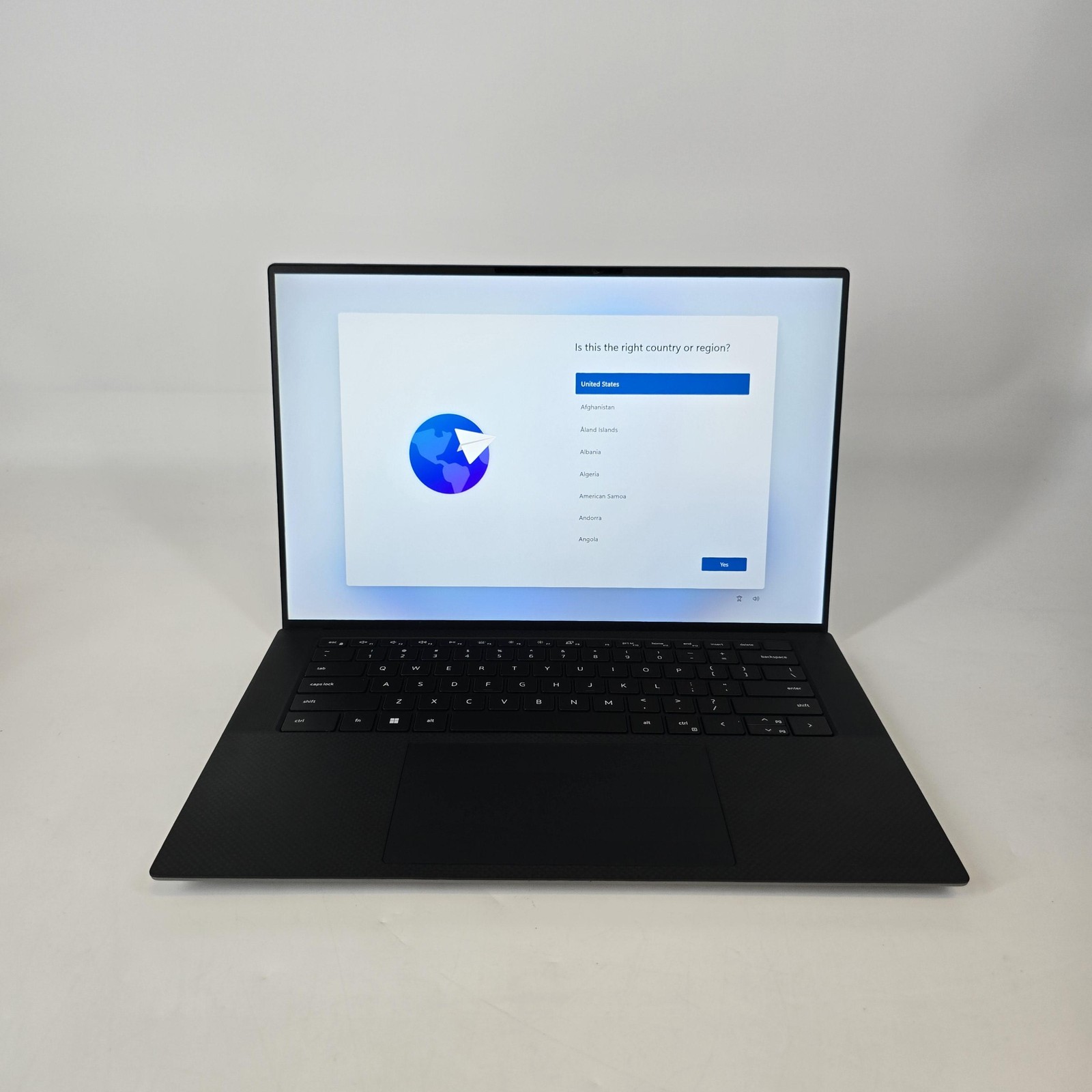 Dell Precision 5570 15.6 FHD+ 2.3 GHz i7-12700H 16GB 256GB SSD RTX A2000 Good