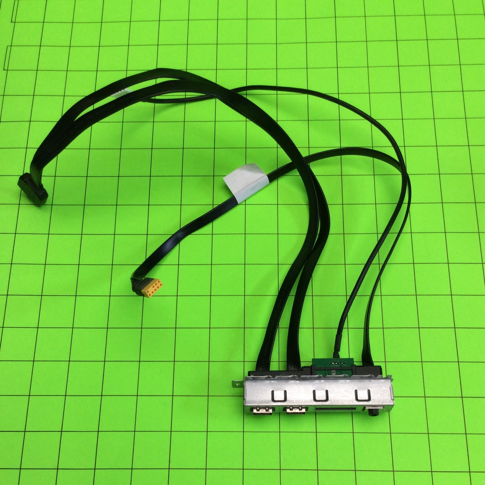 HP Pavilion 550-036 PC Audio, Card, USB Port Panel 809380-001 L02F1082-DT-R