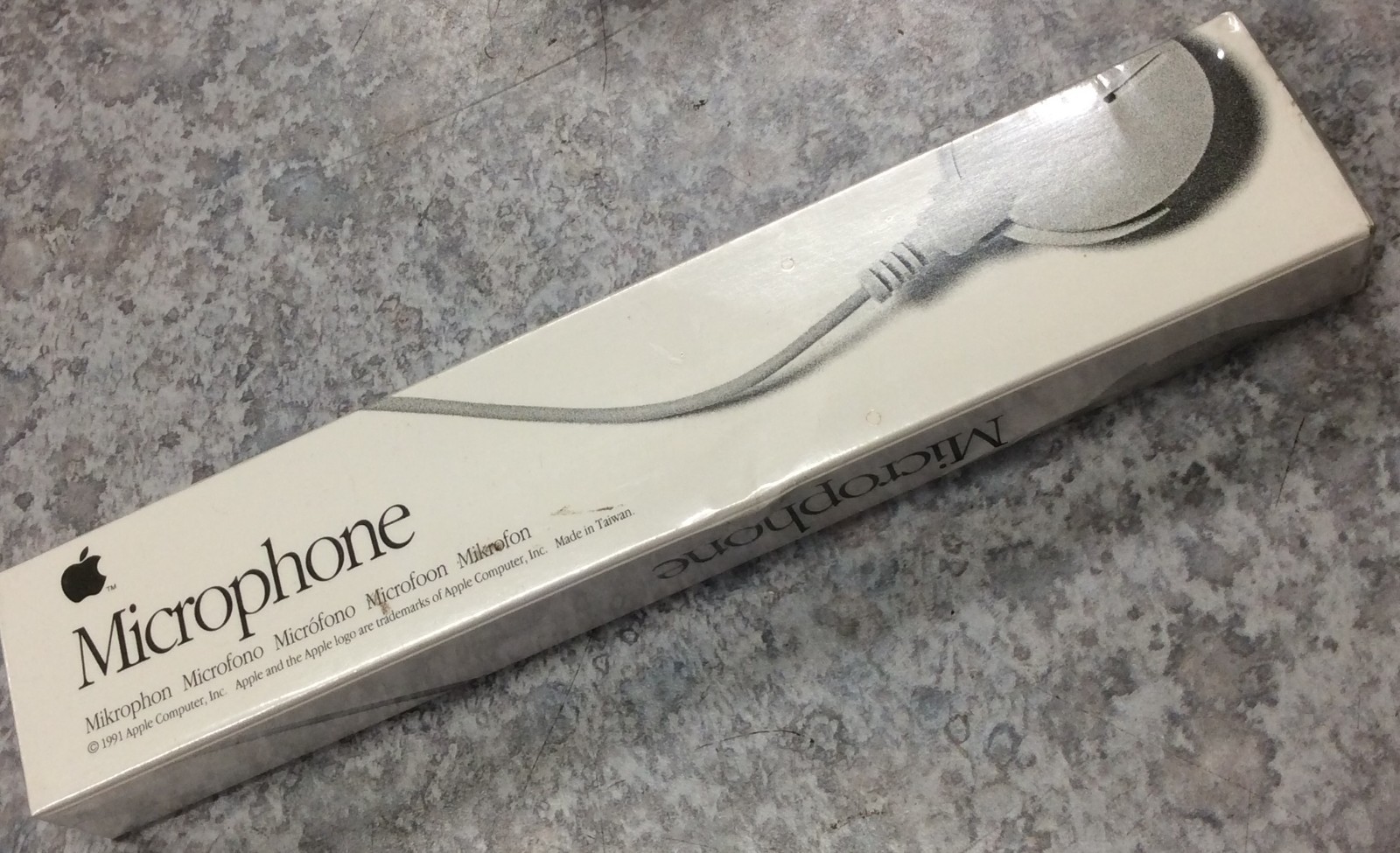 Rare Find Vintage 1991 Apple Computer Microphone 699-5103-A  New in Seal Box