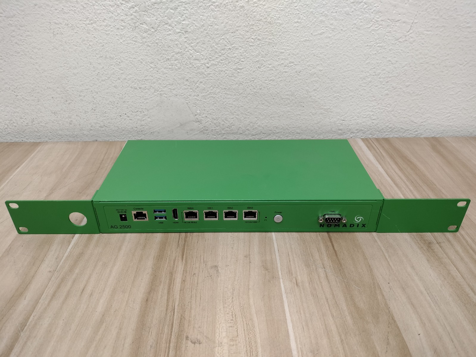Nomadix AG 2500 Access Gateway