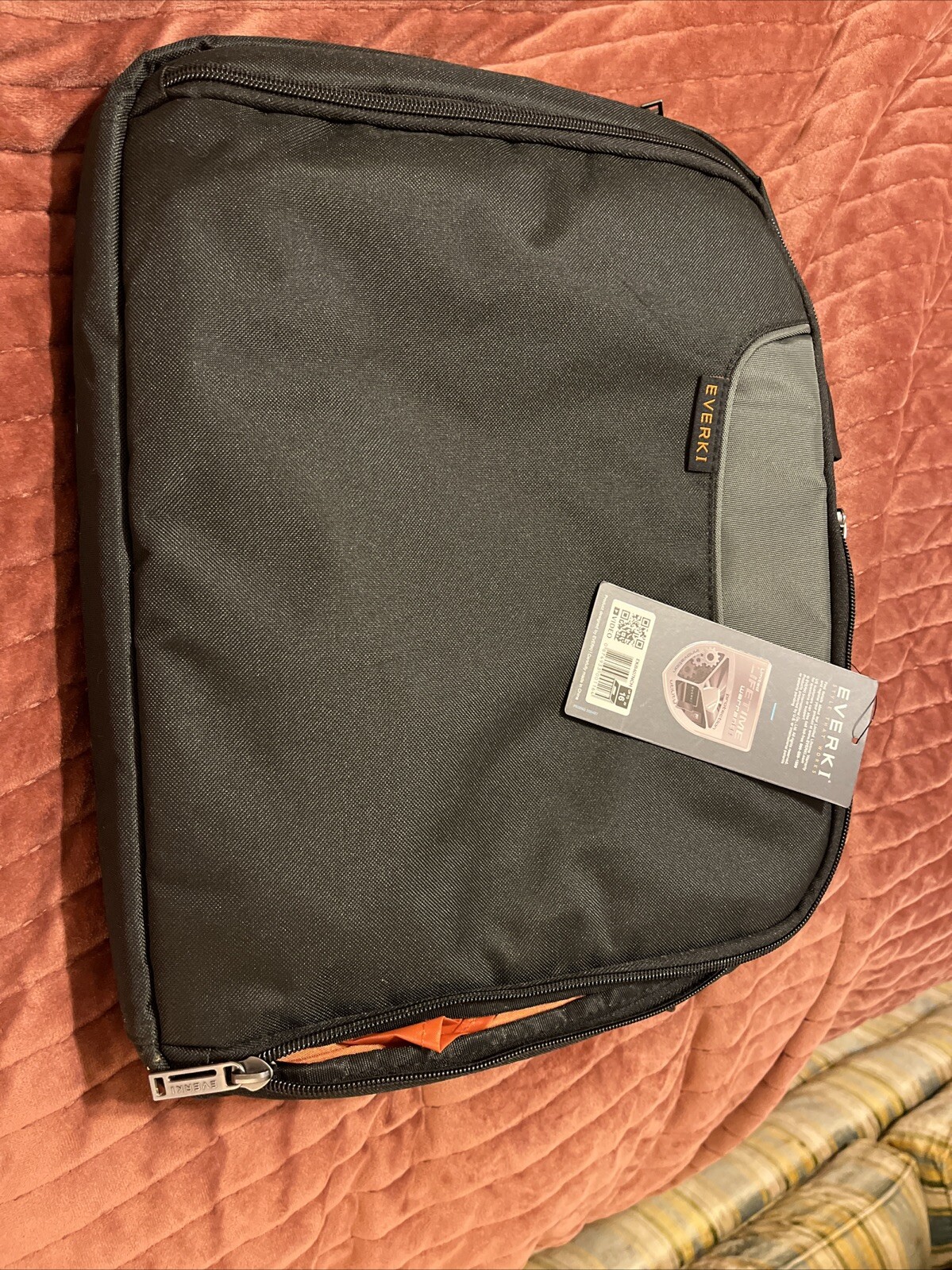 NWT New Everki 16” Laptop Bag EKB407NCH Missing Shoulder Strap