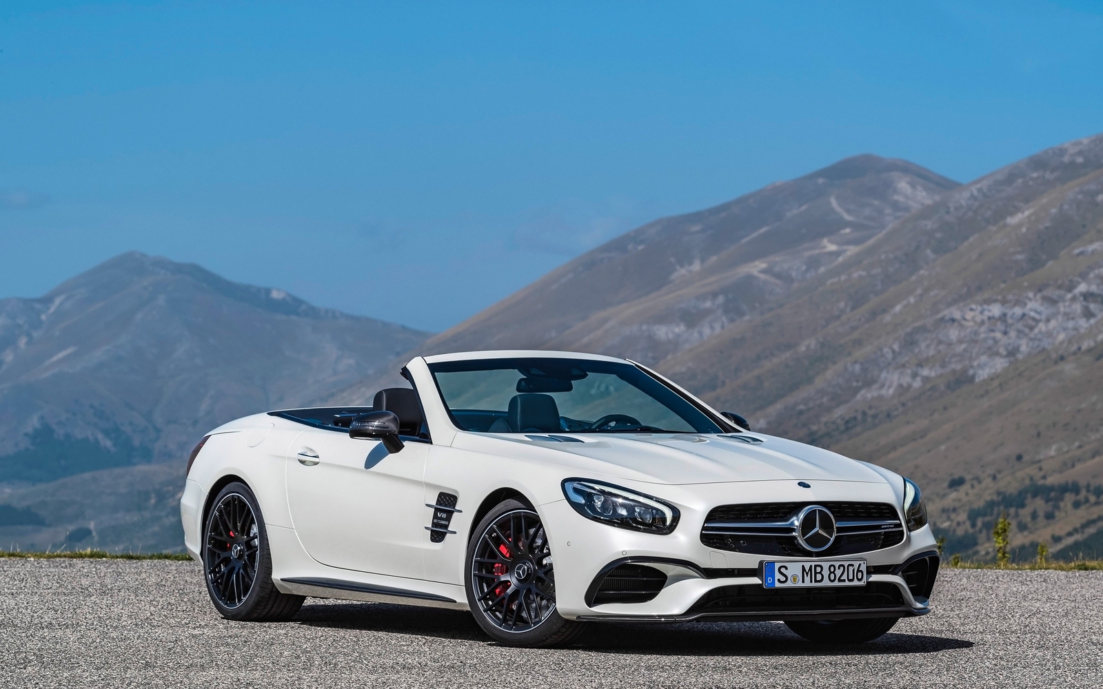 Cars 2016 mercedes amg sl63 Desk Mat Stitched