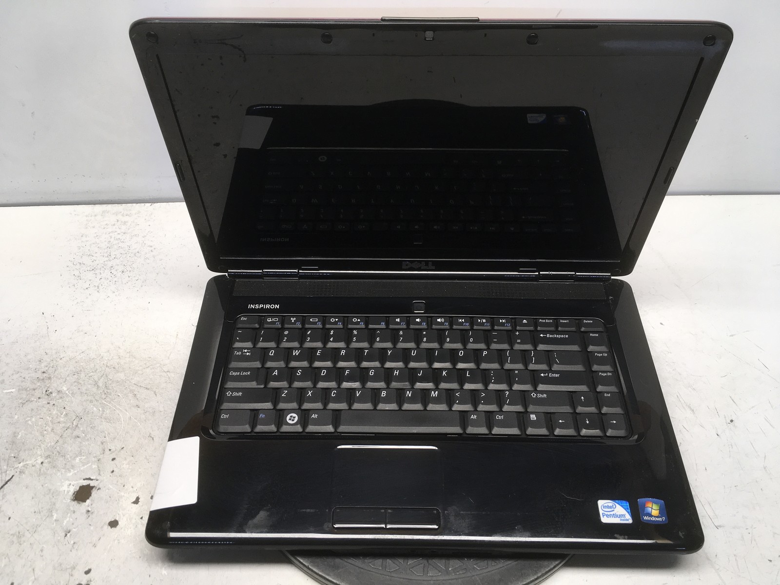 Dell Inspiron 1545 Intel Pentium Dual-Core T4500 2.3GHz 3 GB NO HDD No Batt