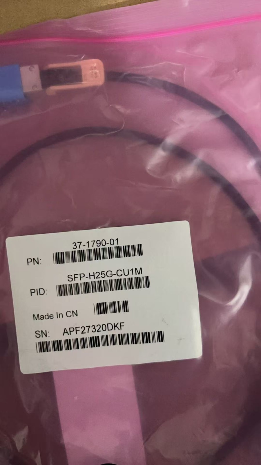 NEW cisco SFP-H25G-CU1M original 25GBASE-CU SFP28 Cable 1 Meter cable