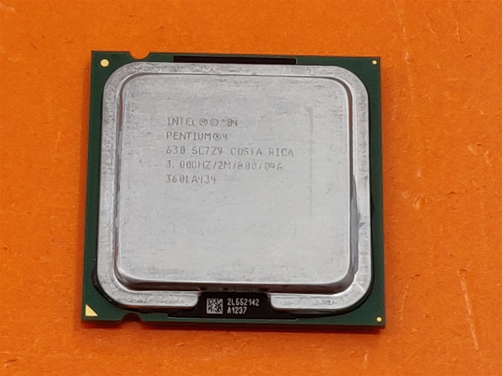 ⭐️⭐️⭐️⭐️⭐️ CPU Processor Intel Pentium 4 630 SL7Z9 3.0GHz Socket LGA775
