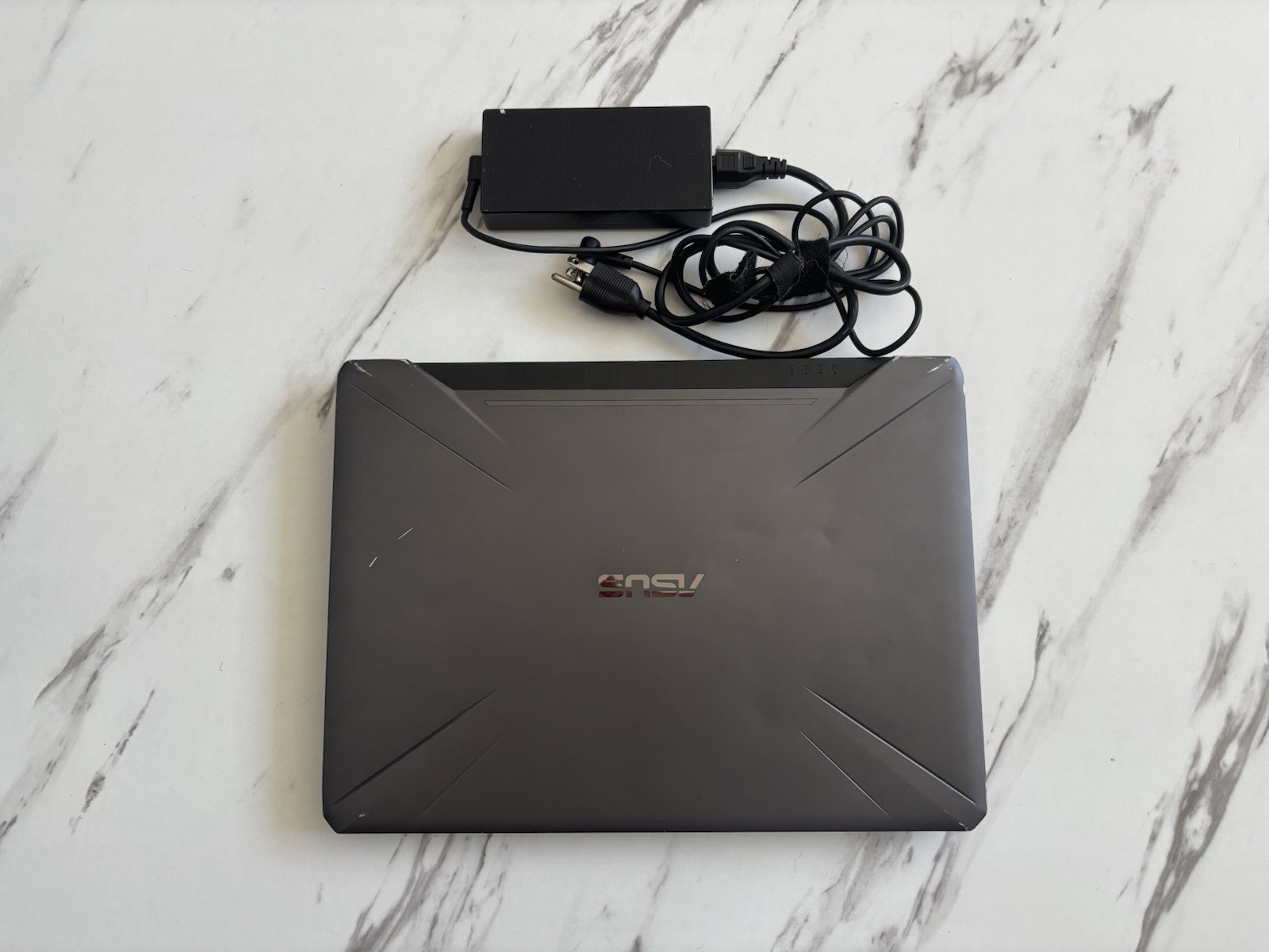 Asus TUF505D 15.6 inch Laptop AMD Ryzen 5 8GB 512GB For Parts or Repair No Power