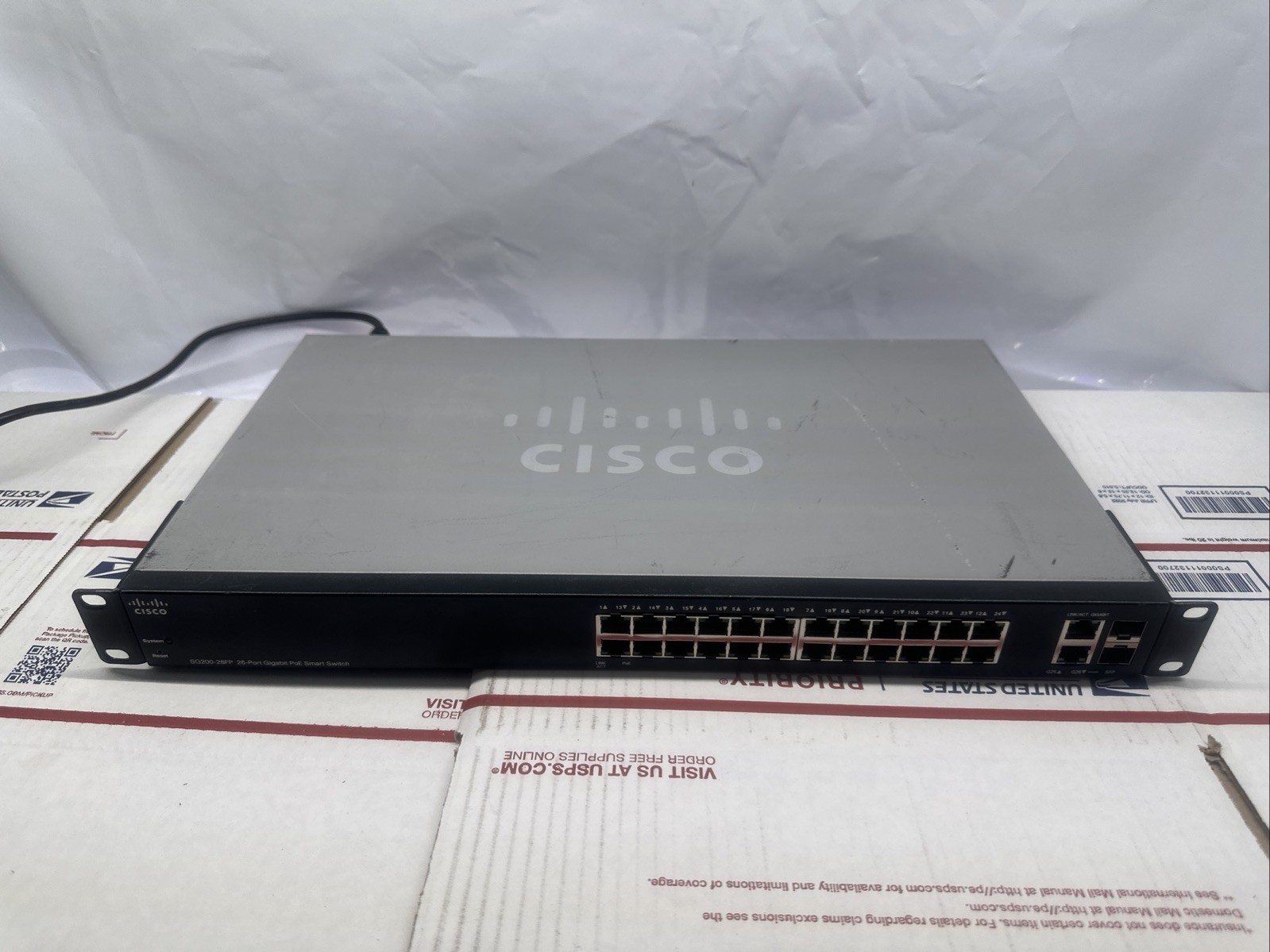 Cisco SG200- 26FP Port Gigabit PoE Managed Ethernet Network Switch