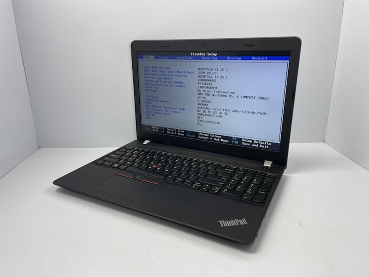 LENOVO THINKPAD E575 Laptop w/ AMD PRO A6 2.30 GHZ + 4 GB | No HD / OS