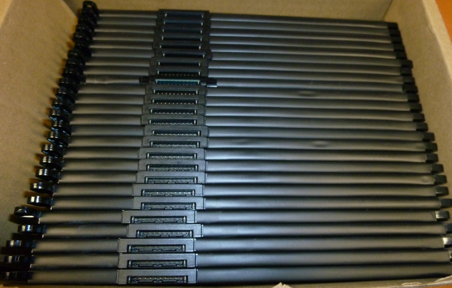 (LOT OF 25) New Dell Inspiron 3593 5590 5594 42Wh 3-cell Laptop Battery YRDD6