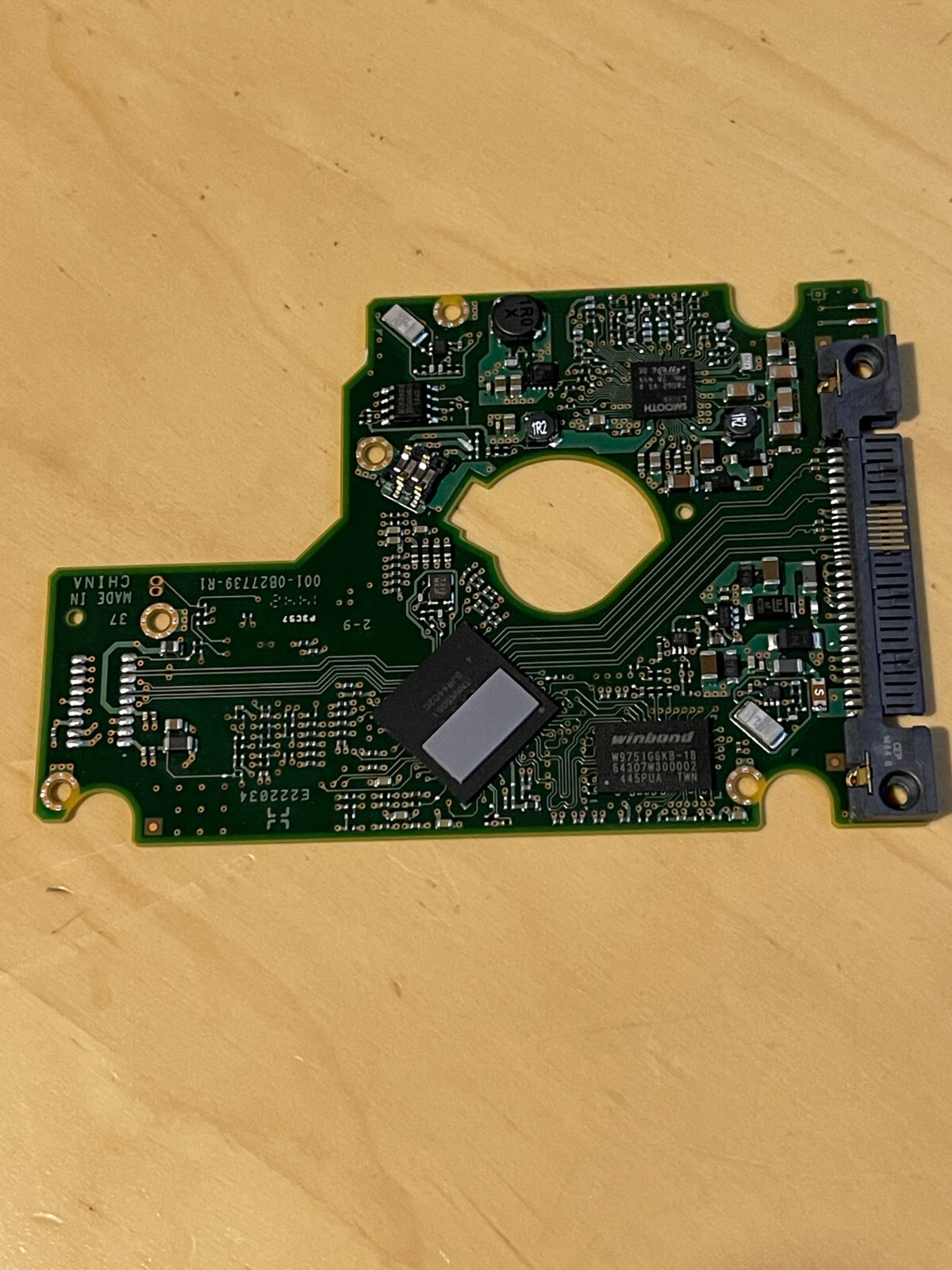 Hitachi HGST PCB 001-0B27739-R1 SATA 0B27740 AA1577L 2.5" HDD Board I-345