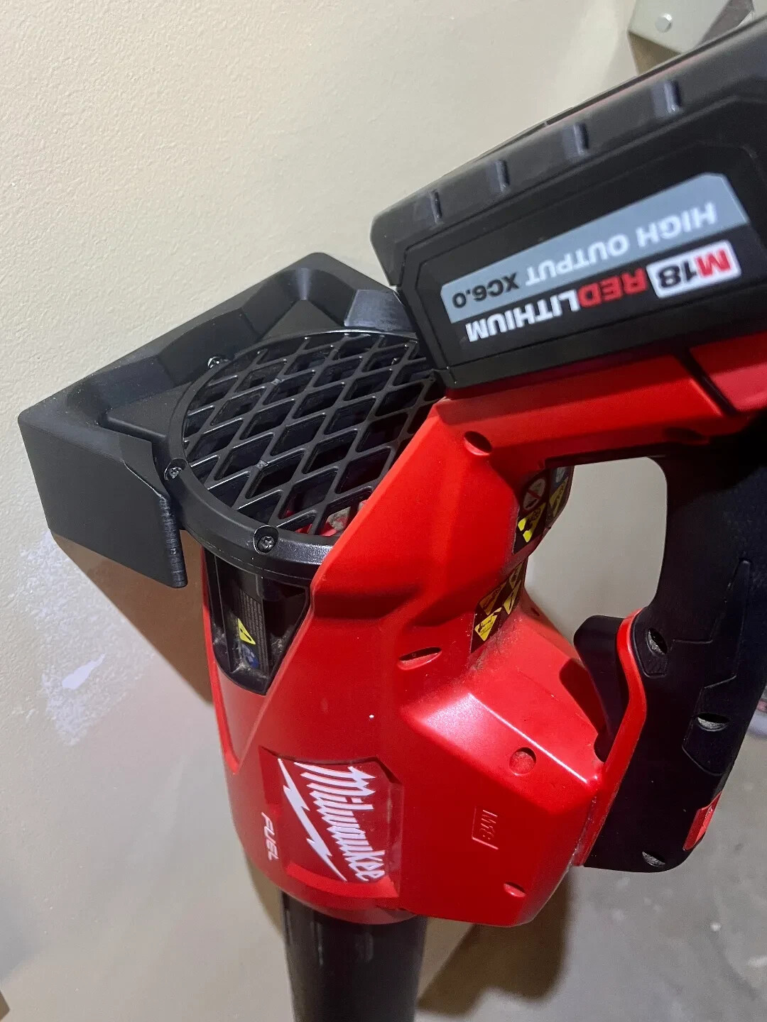 Wall Mount Holder for Milwaukee M18 Blower – Model 2724