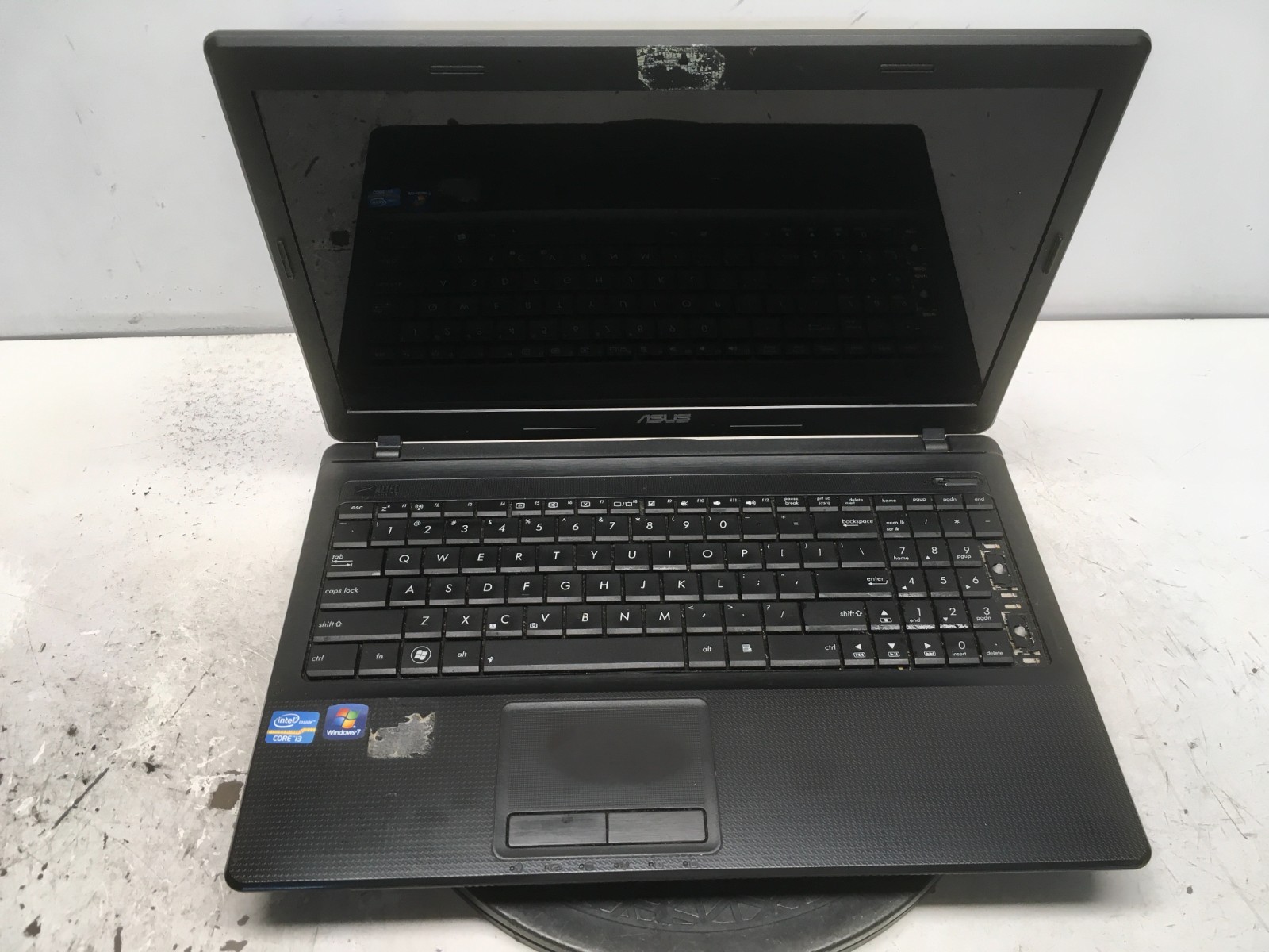 Asus X54C-RB93 Intel i3-2370M 2.4GHz 6 GB NO HDD No Batt