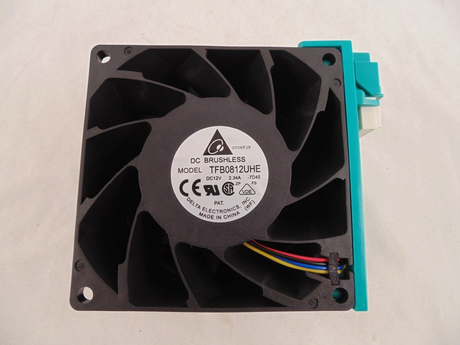 LOT OF 4  Delta TFB0812UHE Sidewinder 80x38 mm Brushless DC Fan 21-3