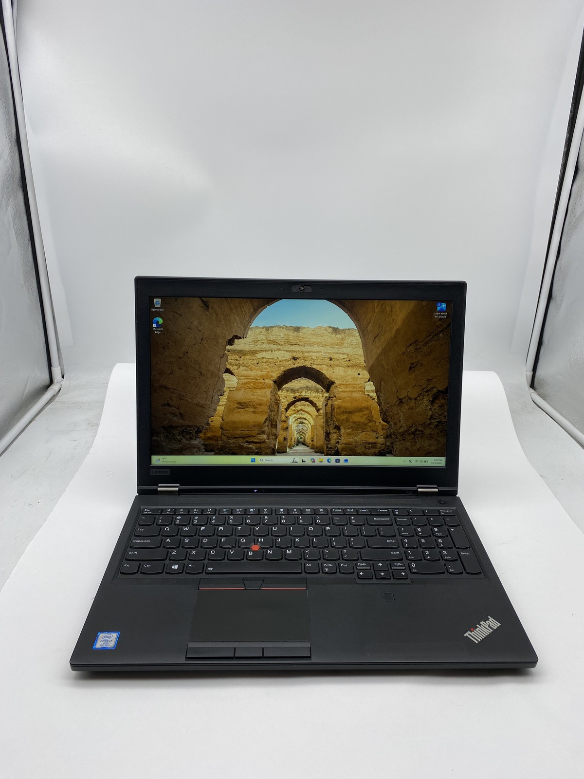 Lenovo ThinkPad P52 Laptop Intel Core i7 8850H 16GB RAM 512GB SSD W11P P1000