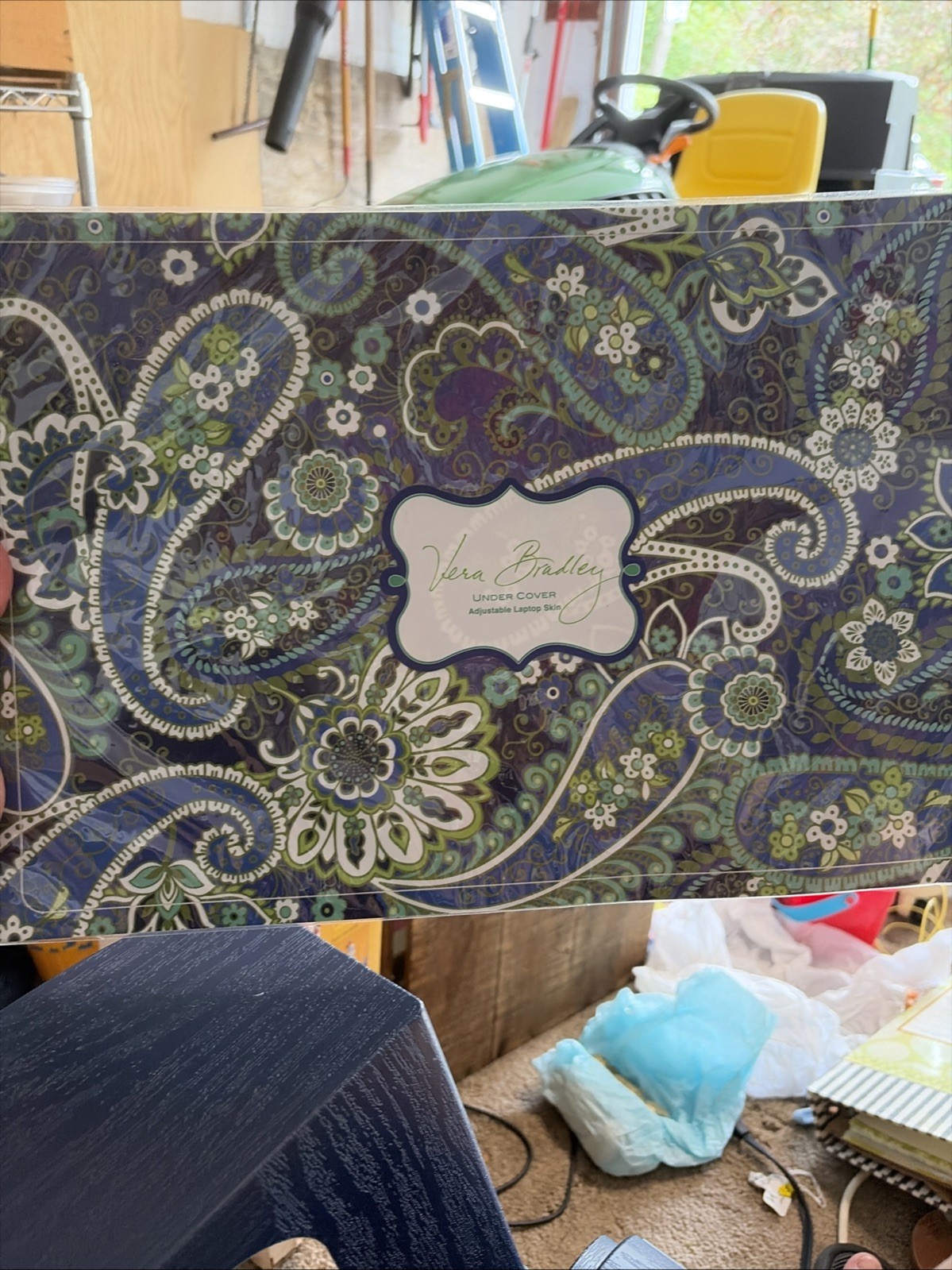 NEW Vera Bradley Rhythm & Blu Under cover Adjustable Laptop Skin Cover Retired