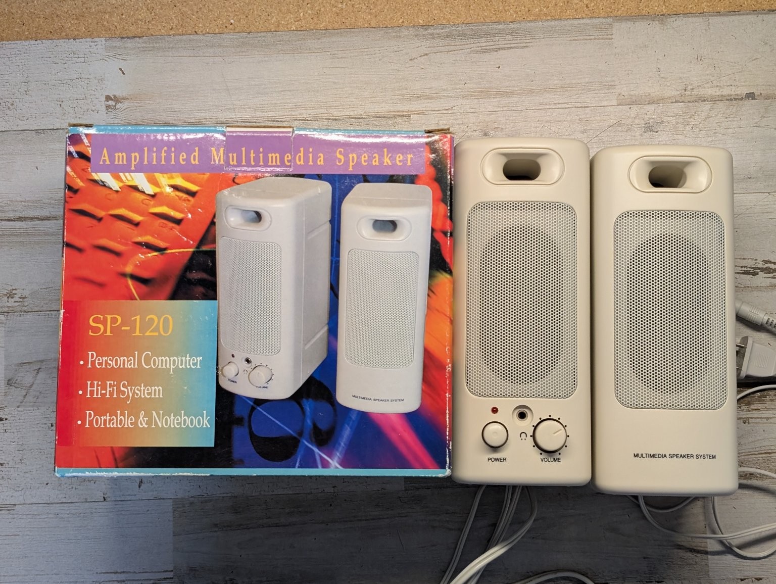 Audion Multimedia Speakers SP-120 Vintage PC Hi-Fi System Beige w Original Box