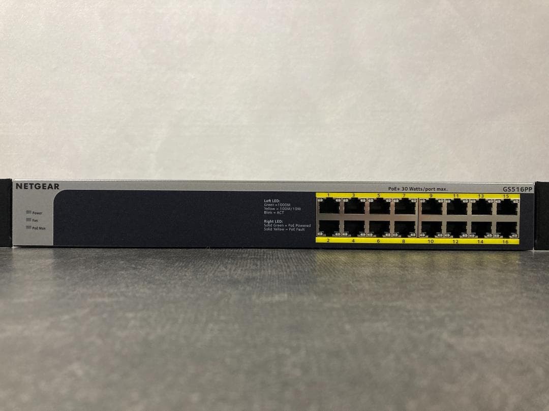 NETGEAR GS516PP 16-Port PoE+ Switch 1G 260W Unmanaged Metal Black