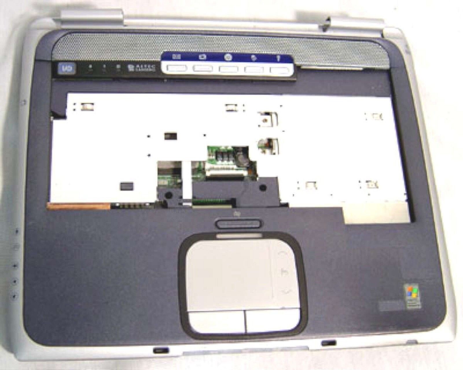 HP Pavilion ze4000 Laptop Motherboard w/WiFi 319613-001 + AMD Athlon 2500+ CPU