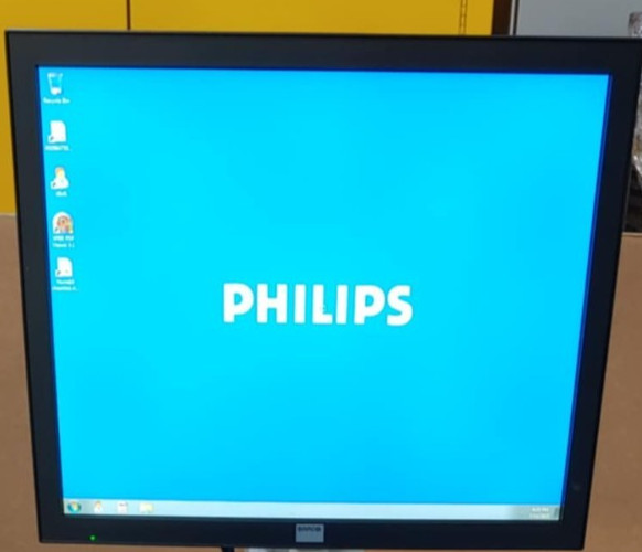Barco MDRC-1119 K9301800A Medical LCD Monitor 19"