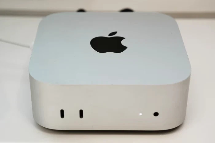 Apple Mac Mini M4 2024 16GB RAM 512GB SSD 10-Core CPU/GPU, Excellent Condition